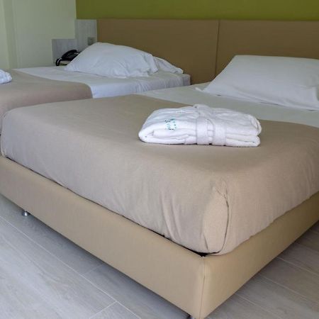 Hotel San Crispino Morrovalle Ngoại thất bức ảnh