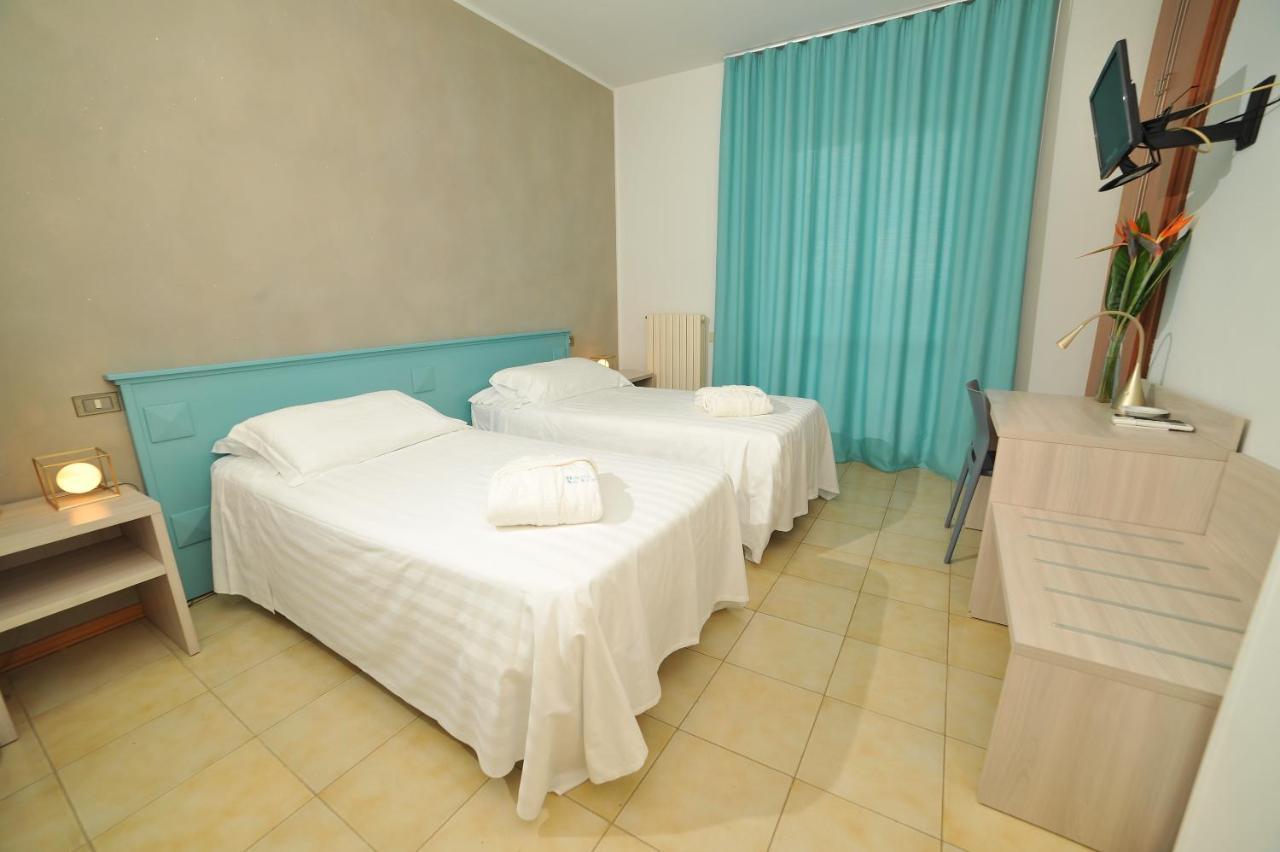Hotel San Crispino Morrovalle Ngoại thất bức ảnh
