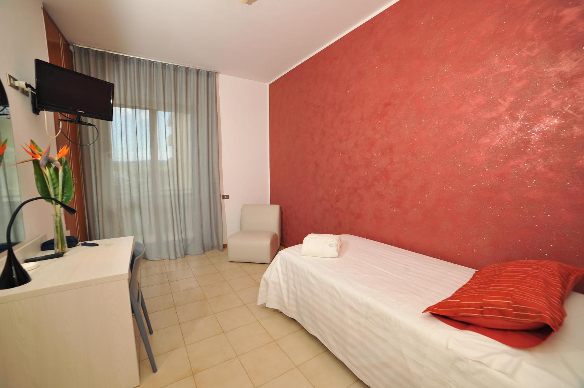 Hotel San Crispino Morrovalle Ngoại thất bức ảnh