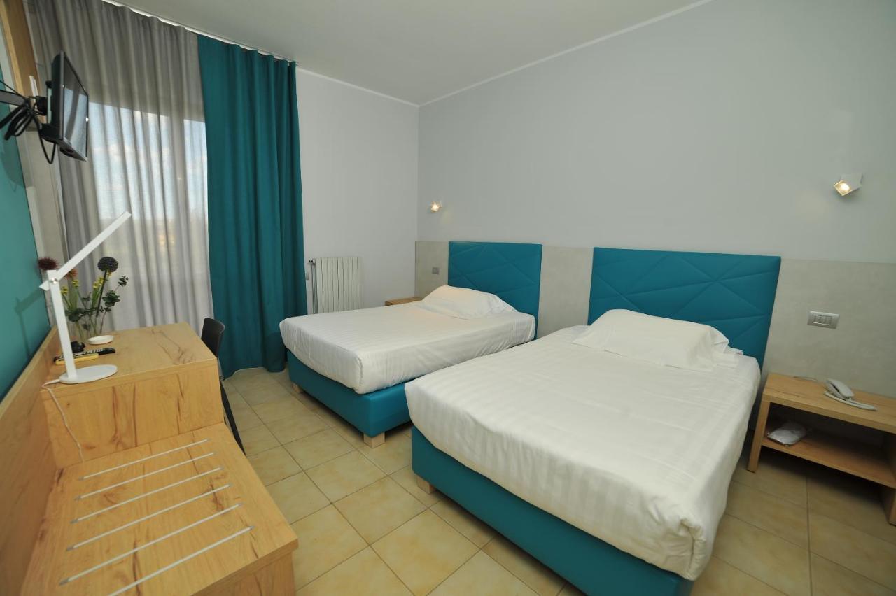 Hotel San Crispino Morrovalle Ngoại thất bức ảnh