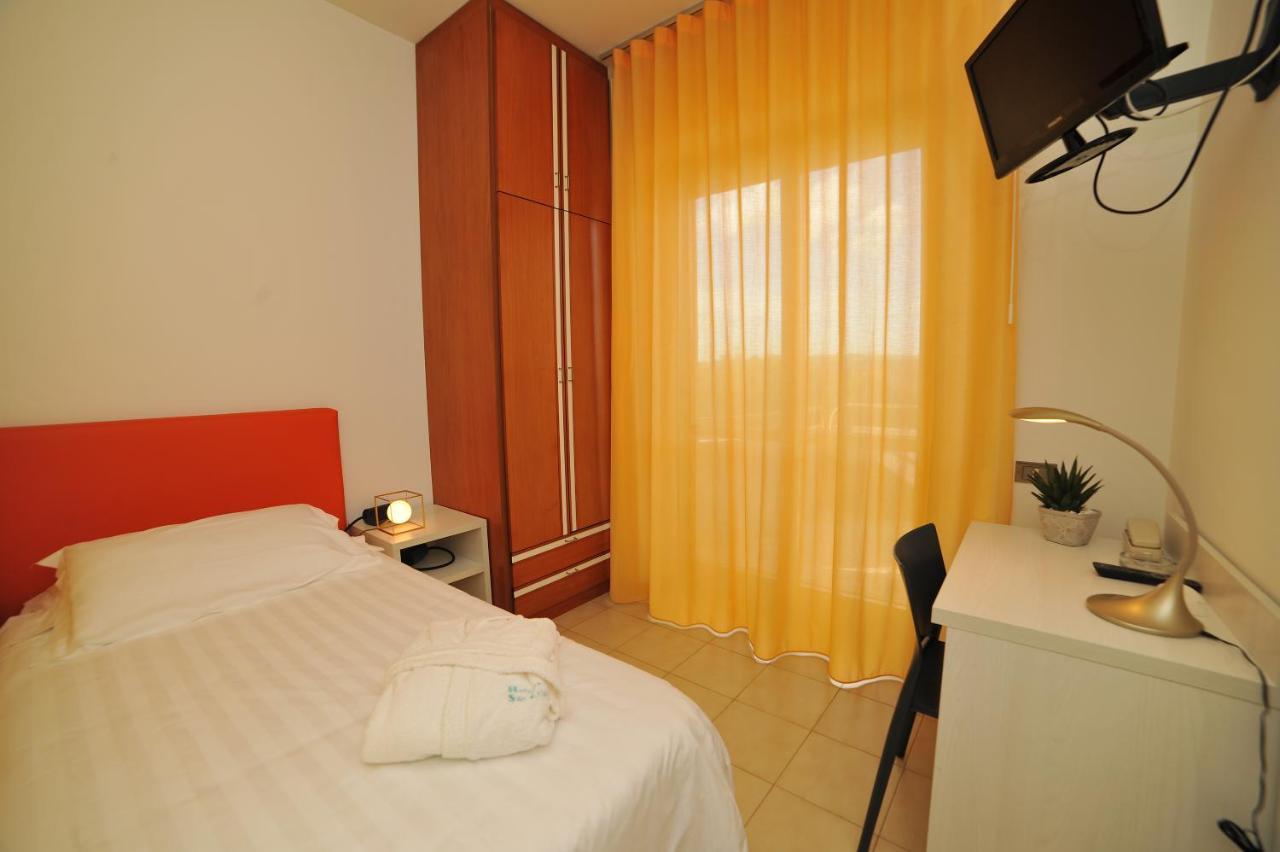 Hotel San Crispino Morrovalle Ngoại thất bức ảnh