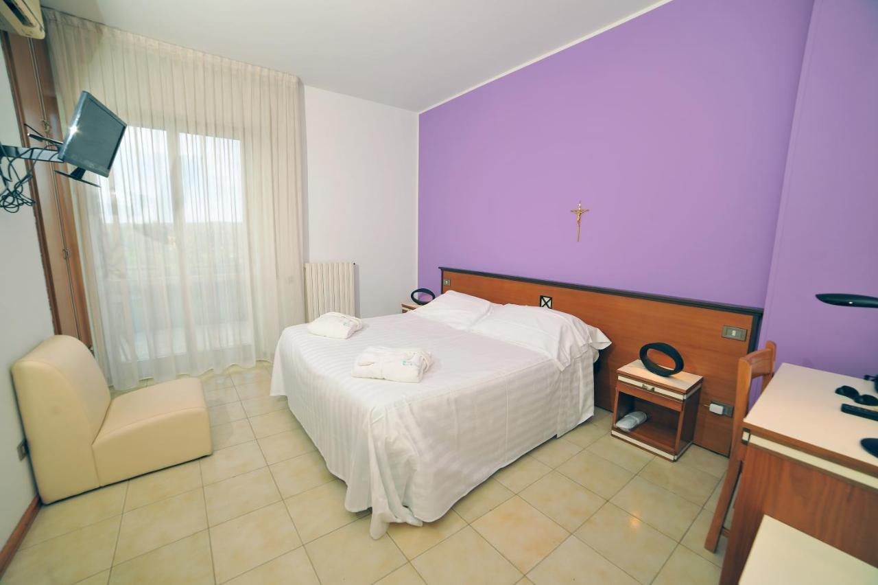 Hotel San Crispino Morrovalle Ngoại thất bức ảnh