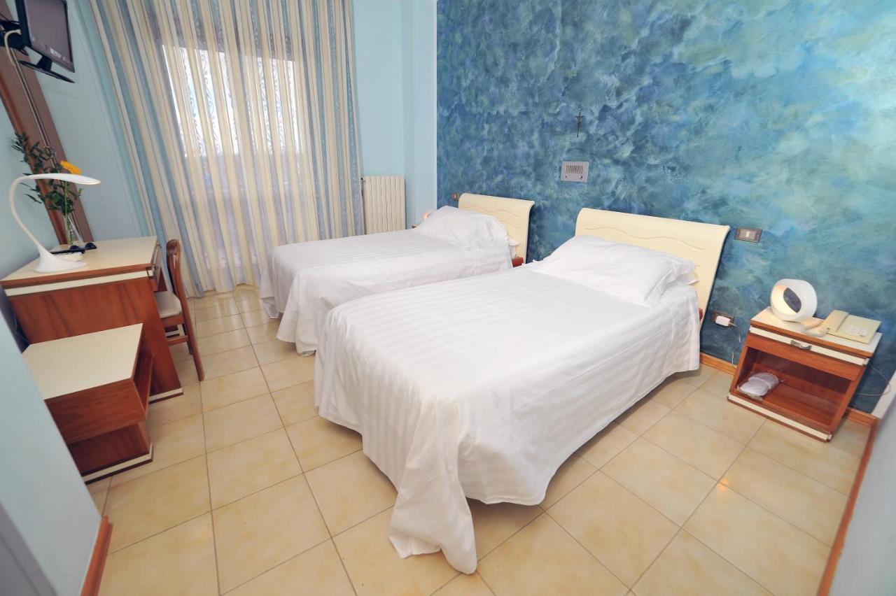 Hotel San Crispino Morrovalle Ngoại thất bức ảnh