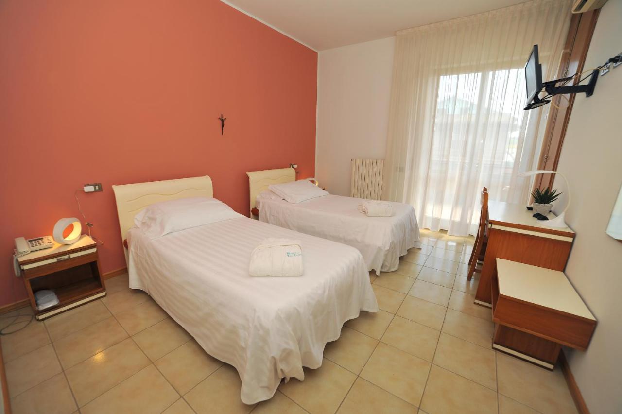 Hotel San Crispino Morrovalle Ngoại thất bức ảnh